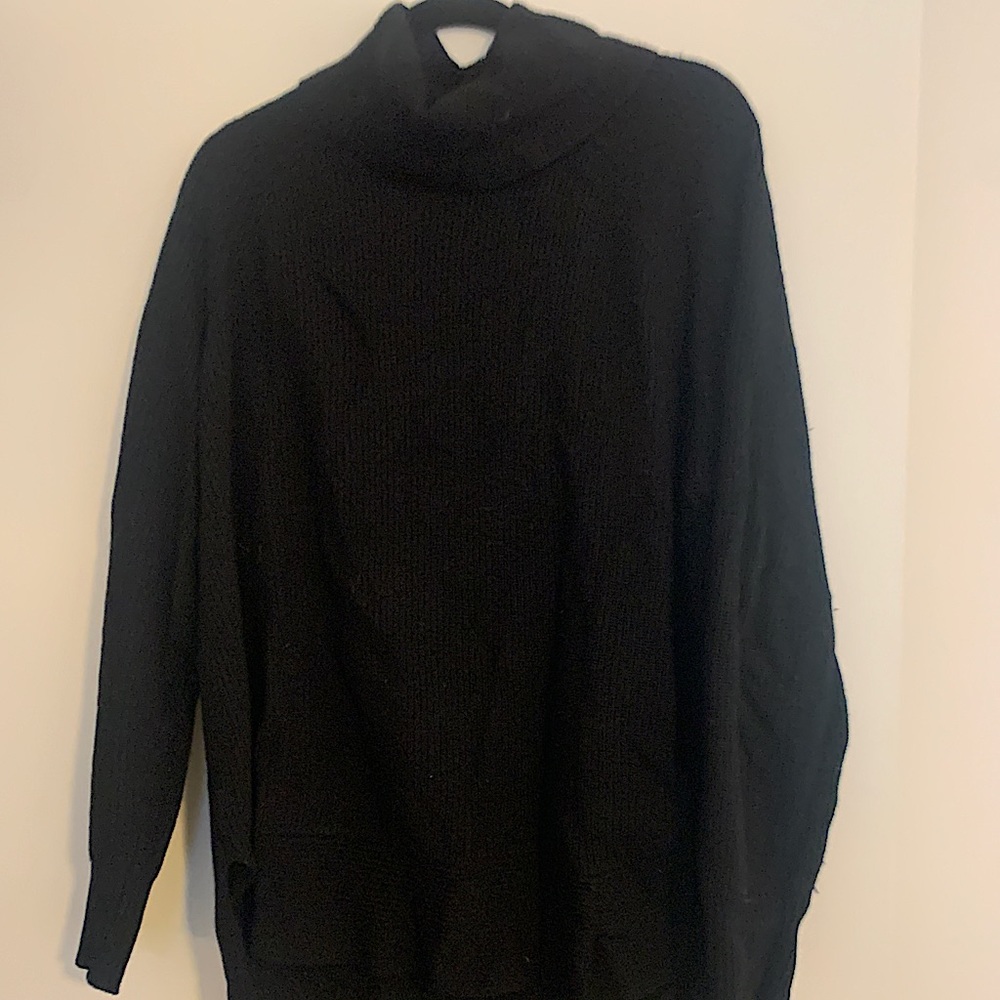 Universal Standard Turtleneck Curved High Low Sweater Size 22/24
